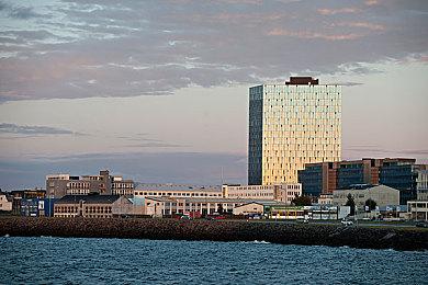 《古惑狼》和《使命召唤》工作室分别遭遇大规模裁员